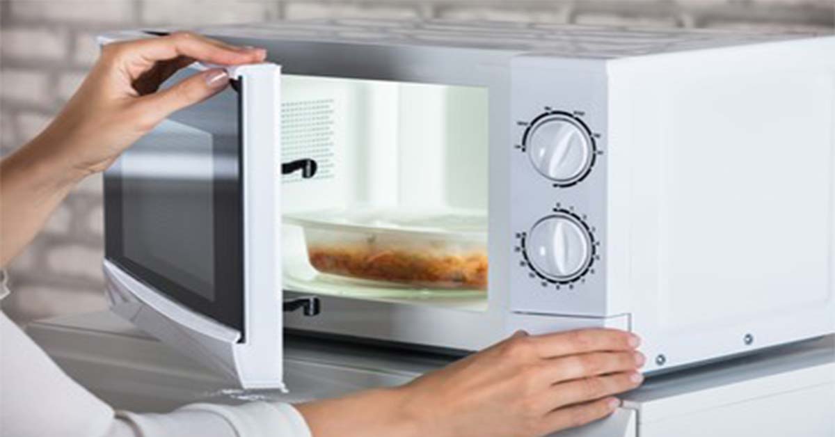 Read more about the article Best Microwave Ovens in India (2021)